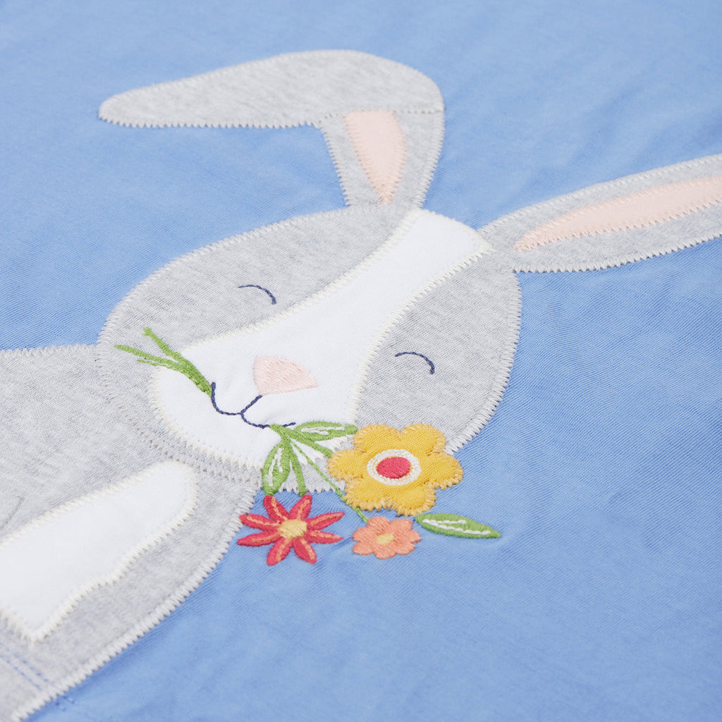 Short-sleeved t-shirt- bunny appliqué