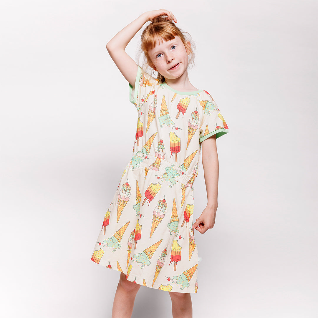 Short sleeved dress- ice cream, marshmallow