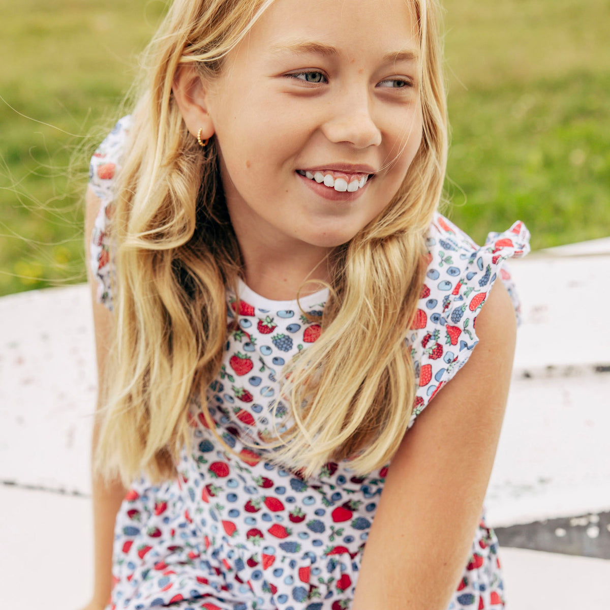Ruffle tank top- berry
